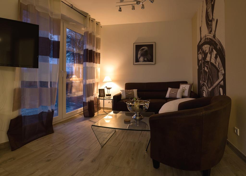 Charming Apartments Am See Bad Saarow Quarto foto