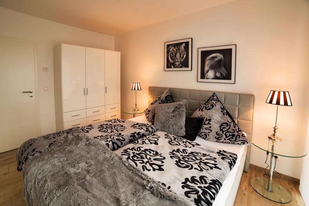 Charming Apartments Am See Bad Saarow Quarto foto